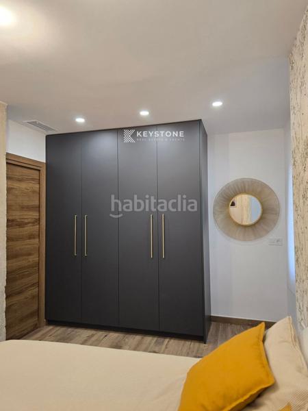 Foto 52e0bb80-aebc-4c7f-88d4-74e344988062. Alquiler piso keystone alquila piso reformado en av. estación 1.400 en Alicante