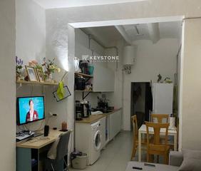 Piso  Riera general, 99. Keystone vende  local con opción a vivienda en palma  127.500