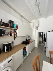 Pis  Riera general, 99. Keystone vende  local con opción a vivienda en palma  127.500