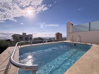 Lloguer Casa adossada  General antoni barcelo. Exclusivo chalet adosado de lujo con piscina privada en la bonan
