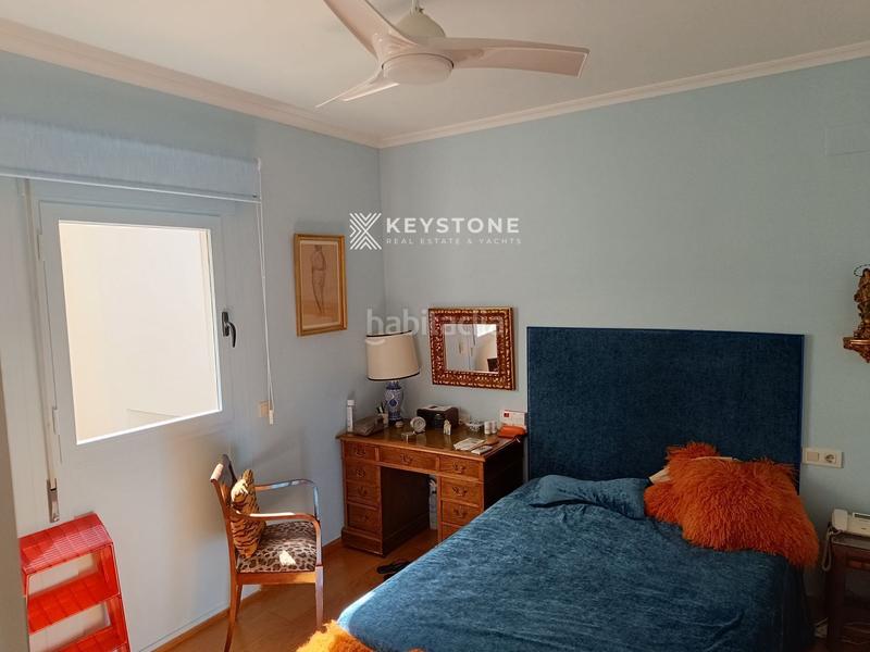 Foto c7efd226-cbd4-412f-aee8-2ecd31116bbb. Ático keystone vende ático en casco histórico 380.000 en Alicante