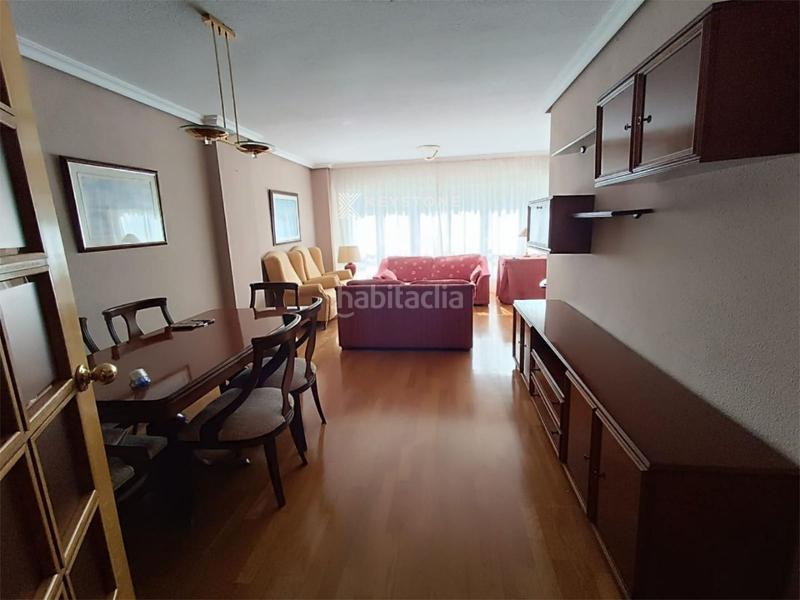 Foto 0f8d0971-07ab-463e-b25d-51e7ad909333. Rent flat with pool in Palmeral Alicante