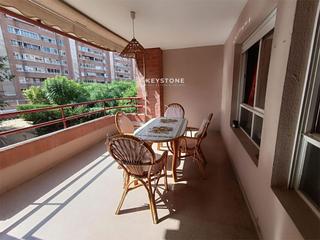 Rent Flat  Calle victoria kt siano, 32, palmeral. Keystone alquila  piso 4 dormitorios en alicante  1200