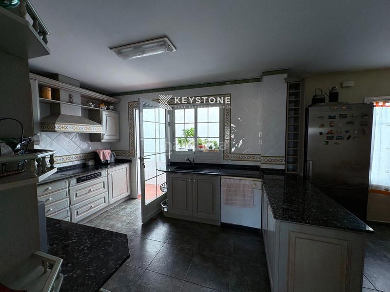 Foto 90f6fb2d-9903-4094-9205-a7166d1c2be1. Flat with parking in Ensanche-Diputación Alicante