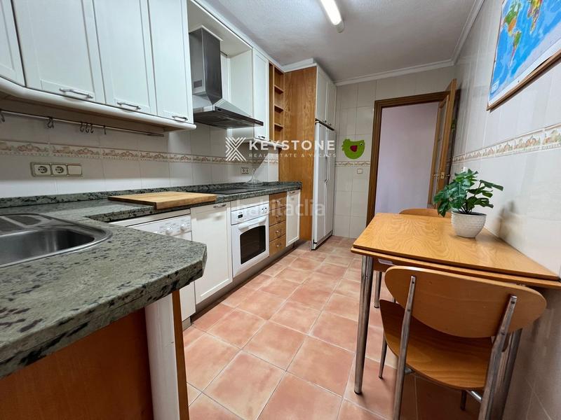 Foto f94dd196-e8f3-4be6-8e3b-1d3b6ada0244. Location appartement avec chauffage dans Mercado Alicante