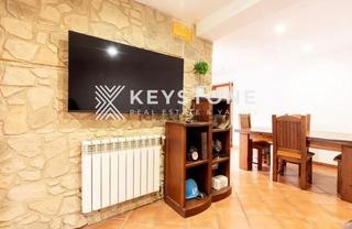 Appartamento in Es Coll d´En Rabassa. Planta baja en coll den rabassa jardín privado con zona chillout