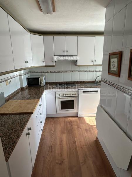 Foto e475cac2-6ea0-4039-a17c-34aa94ca7612. Alquiler piso keystone alquila piso corta estancia Albufereta 1.200 en Alicante