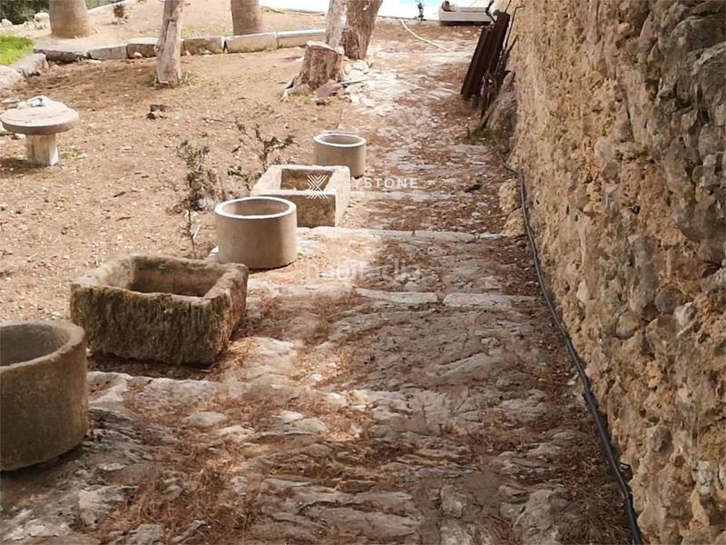 Foto c449dde3-9c14-4ab5-a5cb-3d10a38888f1. Casa a schiera con parcheggio piscina in Campanet