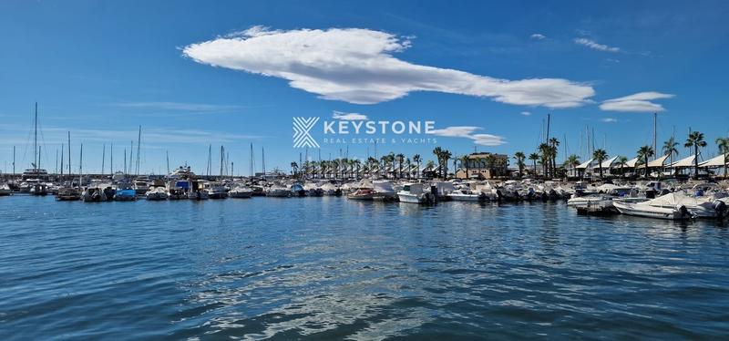 Foto b4692481-fed7-4333-a31b-454127e06bab. Alquiler piso keystone alquila piso 1200 en Gran Playa Santa Pola