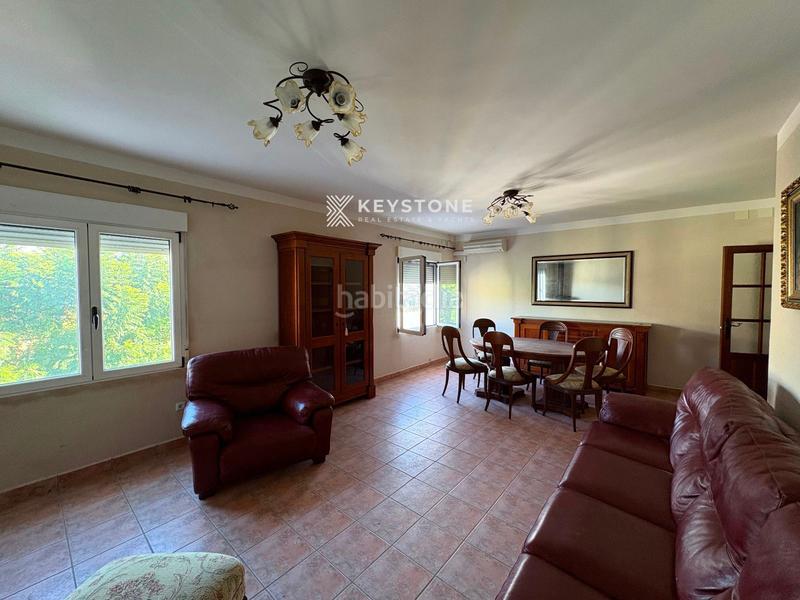 Foto e9e02bcb-e4ef-4dd8-8cc9-1c416f0defe5. Flat with heating parking in Benimantell