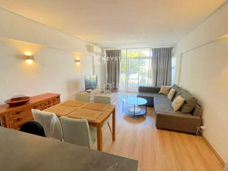 Foto e46a3575-789b-44dd-a4c5-c0f081e23943. Miete etagenwohnung mit pool terrasse in Palmanova Calvià