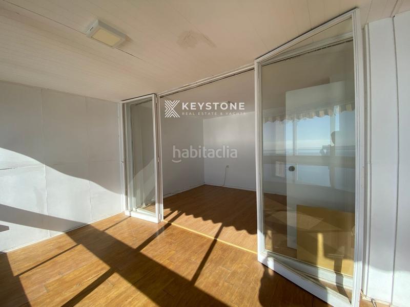 Foto ad495d48-a1f7-40cf-9317-c2a9f43db667. Alquiler piso keystone alquila piso 1000 en Albufereta Alicante