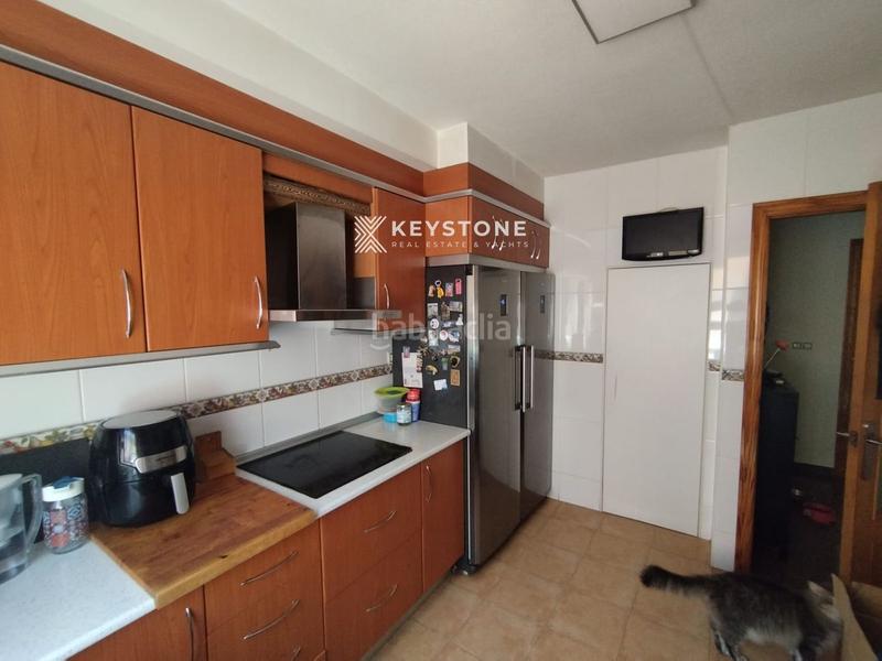 Foto 76ce5354-38e5-4094-a333-30539b171923. Chalet con piscina in Centro Mutxamel