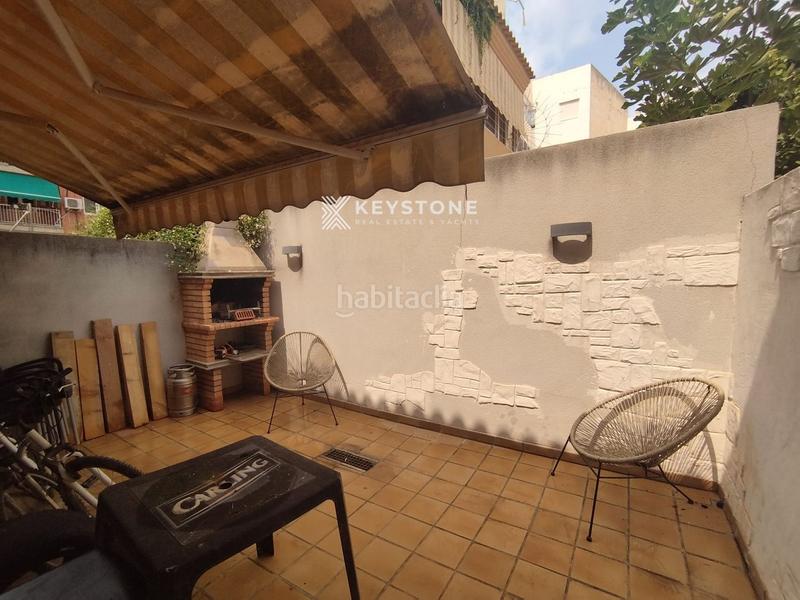 Foto 9d6cc8c2-fa4f-4853-9fb8-838fe74c9b76. Chalet con piscina in Centro Mutxamel