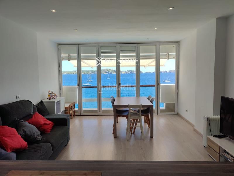 Foto ccf7bbb1-8b3c-4535-81a8-e9ae7ab4bc80. Alquiler piso se alquila espectacular piso en primera línea de mar paguera, mallorca en Calvià