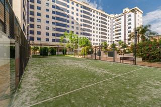 Rent Flat  Avenida del doctor jiménez díaz, 1. Keystone alquila  piso con piscina en alicante  1300