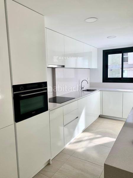 Foto 07efc8db-7a04-423d-8634-e6841d389d55. Location appartement avec chauffage parking piscine dans Alicante