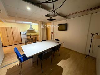 Pis  Calle juan ortega, 17. Keystone vende  local tipo loft en san blas  120.000