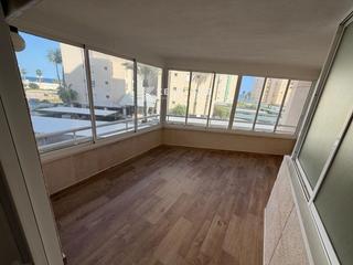 Pis  Calle músico agustín bertomeu, 1. Keystone vende  piso en urbanova  245.000