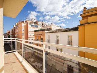 Location Appartement  Barrio camp d'en serralta. Piso luminoso de 3 dormitorios en camp den serralta cerca de jau