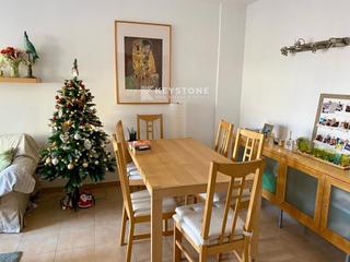 Location Attique  Molí d'en perot, 11. Piso reformado y muy luminoso,