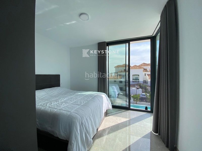 Foto 0a214da1-8bd2-4fce-8526-3c841de18cf5. Casa amb calefacció aparcament piscina a Golf Bahía Finestrat