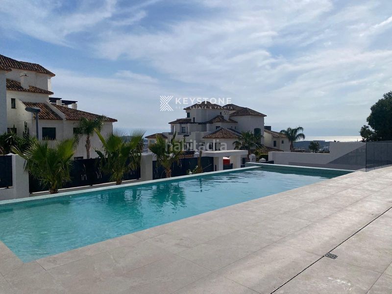 Foto 5c1cc552-cf80-410c-82cc-6c4eb885371d. Casa amb calefacció aparcament piscina a Golf Bahía Finestrat
