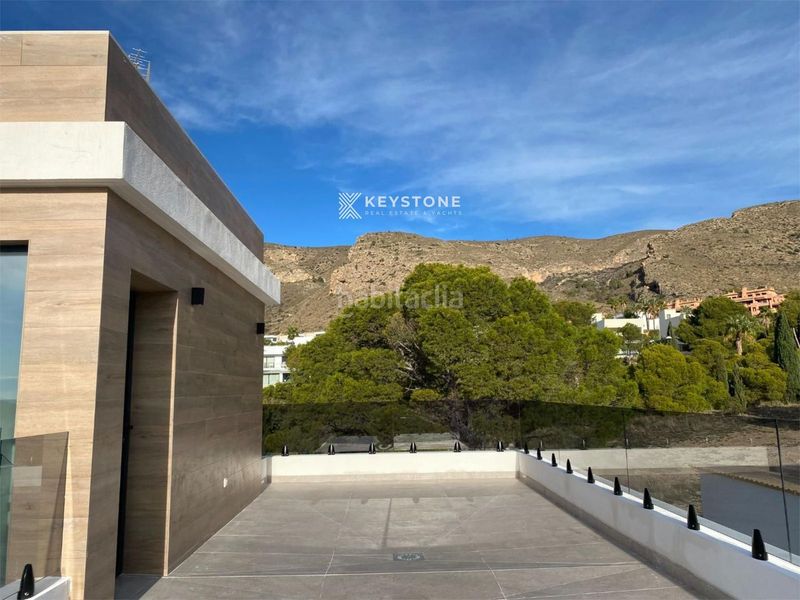 Foto 61ca3fed-8189-42d0-a593-2769091f7f92. Casa amb calefacció aparcament piscina a Golf Bahía Finestrat