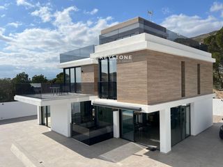 House  Calle londres, golf bahía finestrat. Keystone vende  villa en finestrat  1.640.000