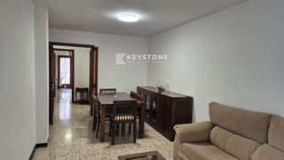 Pis  Calle roger de llúria,. Piso luminoso en son armadams a pasos del paseo marítimo