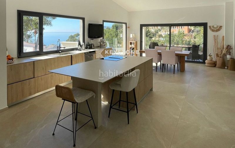 Foto 6d0382ef-9889-4176-89bc-2931097357d0. Casa amb aparcament piscina a Costa de la Calma Calvià
