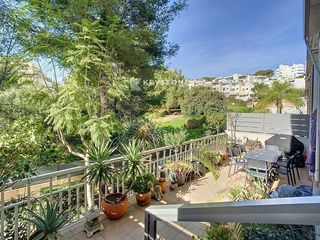 Miete Etagenwohnung  Del puig de pollença. En alquiler piso en urbanización de lujo en la bonanova