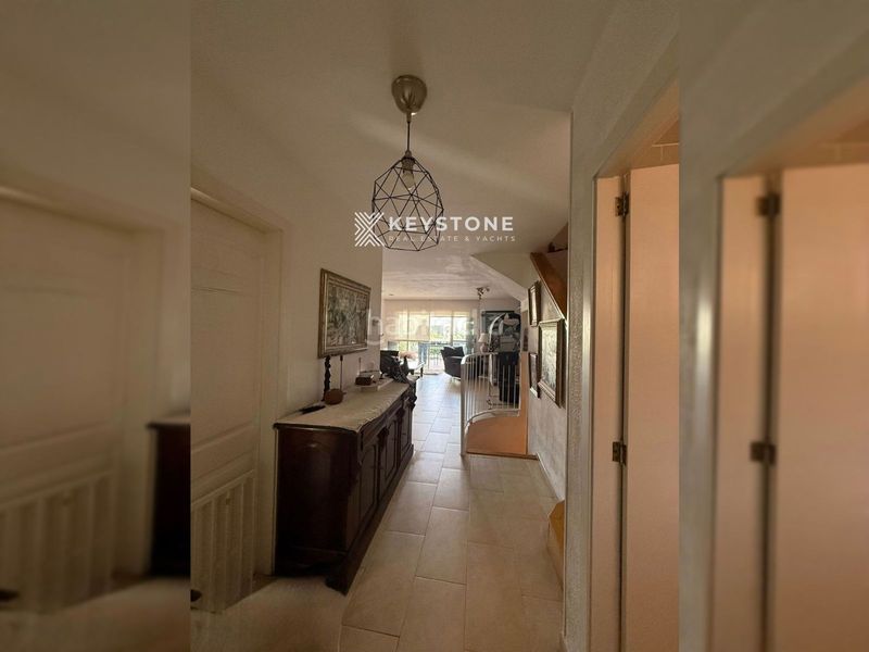 Foto 183a94ae-f4ab-4bcd-aa13-9812c45824e7. Casa amb aparcament piscina a Cala Major Palma de Mallorca