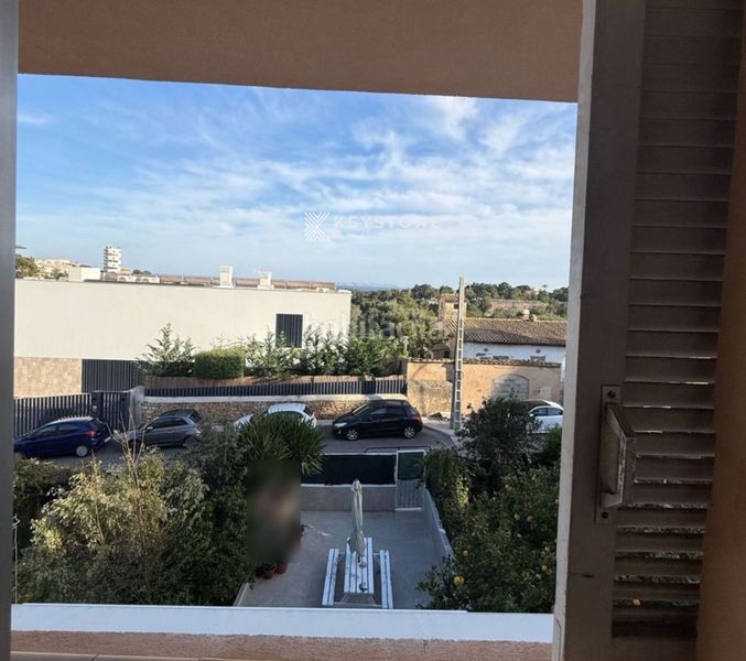 Foto e9f17bb6-3bdf-4444-9549-9c56172eb2f3. Casa amb aparcament piscina a Cala Major Palma de Mallorca