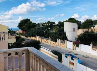 Location Chalet  De núñez de balboa. Chalet en bahía grande con piscina y jardín cerca de palma