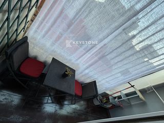 Rent Flat  Calle de bellver,. Loft reformado con encanto junto al castillo de bellver