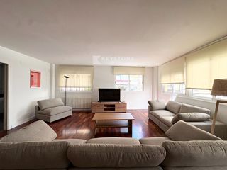 Location Appartement  Calle bazán, 28. Keystone alquila  piso en centro alicante  1600