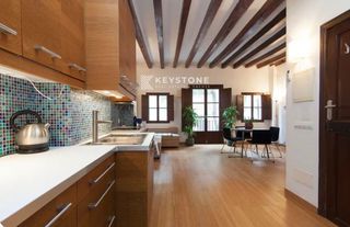 Miete Etagenwohnung  Calle del palau reial, 25. Alquiler en el corazón de palma  junto a la seu
