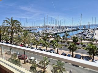Pis  Gabriel roca. Primera línea paseo marítimo palma  terraza, vistas mar y garaje
