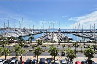 Pis  Gabriel roca. Primera línea paseo marítimo palma  terraza, vistas mar y garaje