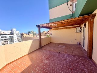 Location Attique  Torcuato luca tena. Atico en alquiler con amplias terrazas y parking en palma