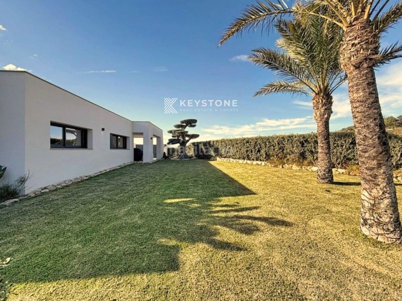 Foto 62a937e3-d817-4022-aff9-6c8751b93956. Casa amb calefacció piscina a Casco Antiguo - Sta. Cruz - Ayuntamiento Alicante