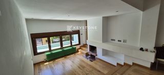 Location Appartement  Camí dels reis,. Amplio piso de 3 dormitorios con chimenea y suelos de madera son