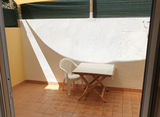 Rent Studio  Calle de na bastera, 9. Estudio con terraza, totalmente amueblado y listo para entrar
