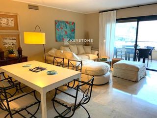 Rent Flat  N/a. Piso 3 habitaciones con terraza y vistas al mar en palma
