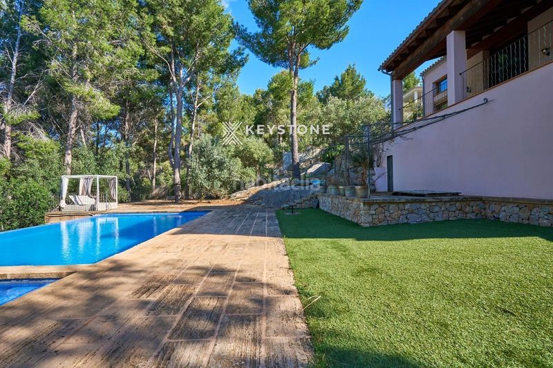 Foto afc9dae8-197e-406c-bc73-d2b21b6e39a2. Casa con riscaldamento parcheggio piscina in Esporles