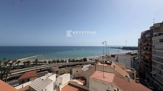 Location Attique  N/a. Keystone alquila  raval roig  1.250