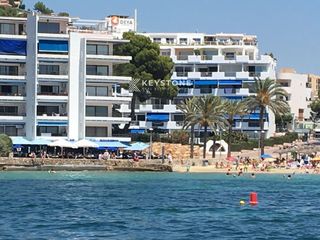 Affitto Appartamento  Via puig de galatzo, 5. Apartamento reformado en primera línea de playa con piscina  2 h