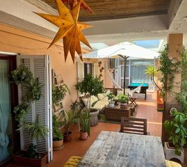 Location Attique  Calle de la tórtora, 6. Ático con terraza privada de 82 m y vistas al mar en génova