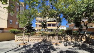 Rent Flat  Calle miquel massutí,. Piso de 2 habitaciones con 2 balcones y aire acondicionado en sa